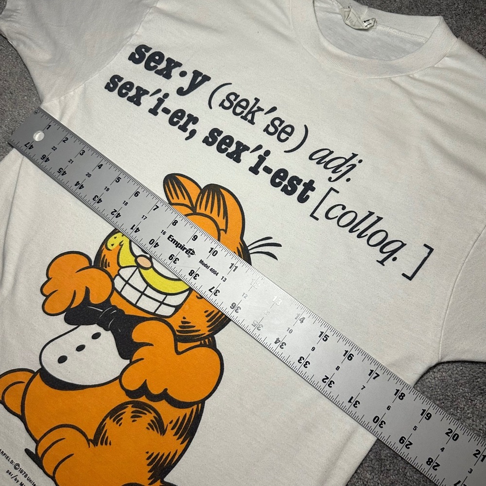 Mitey Miss Garfield T-Shirt Unisex Fits Small White Vintage 1978 Sexy Definition - Picture 9 of 11